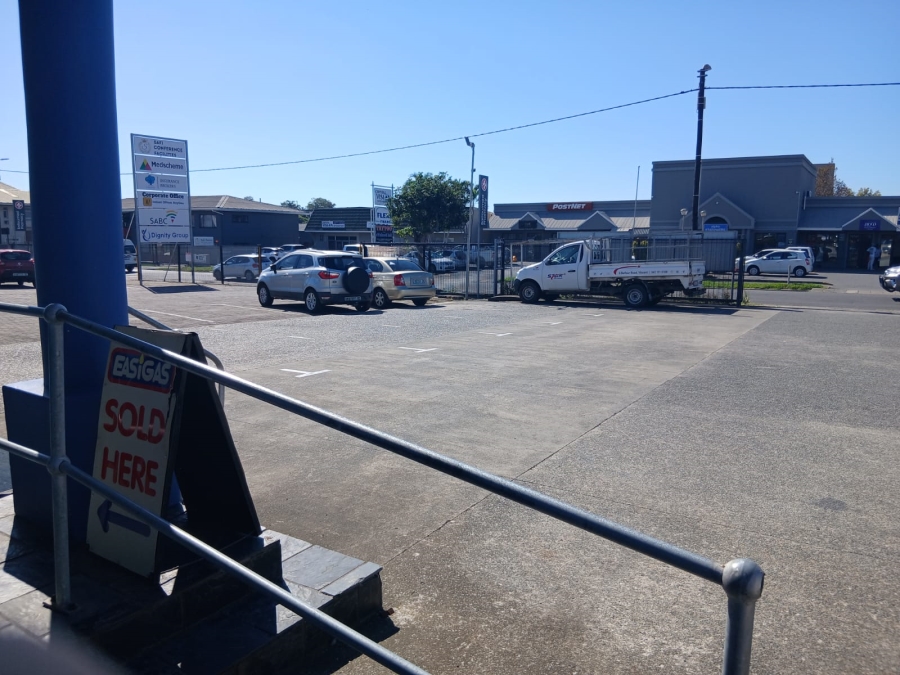 Commercial Property for Sale in Vincent Eastern Cape